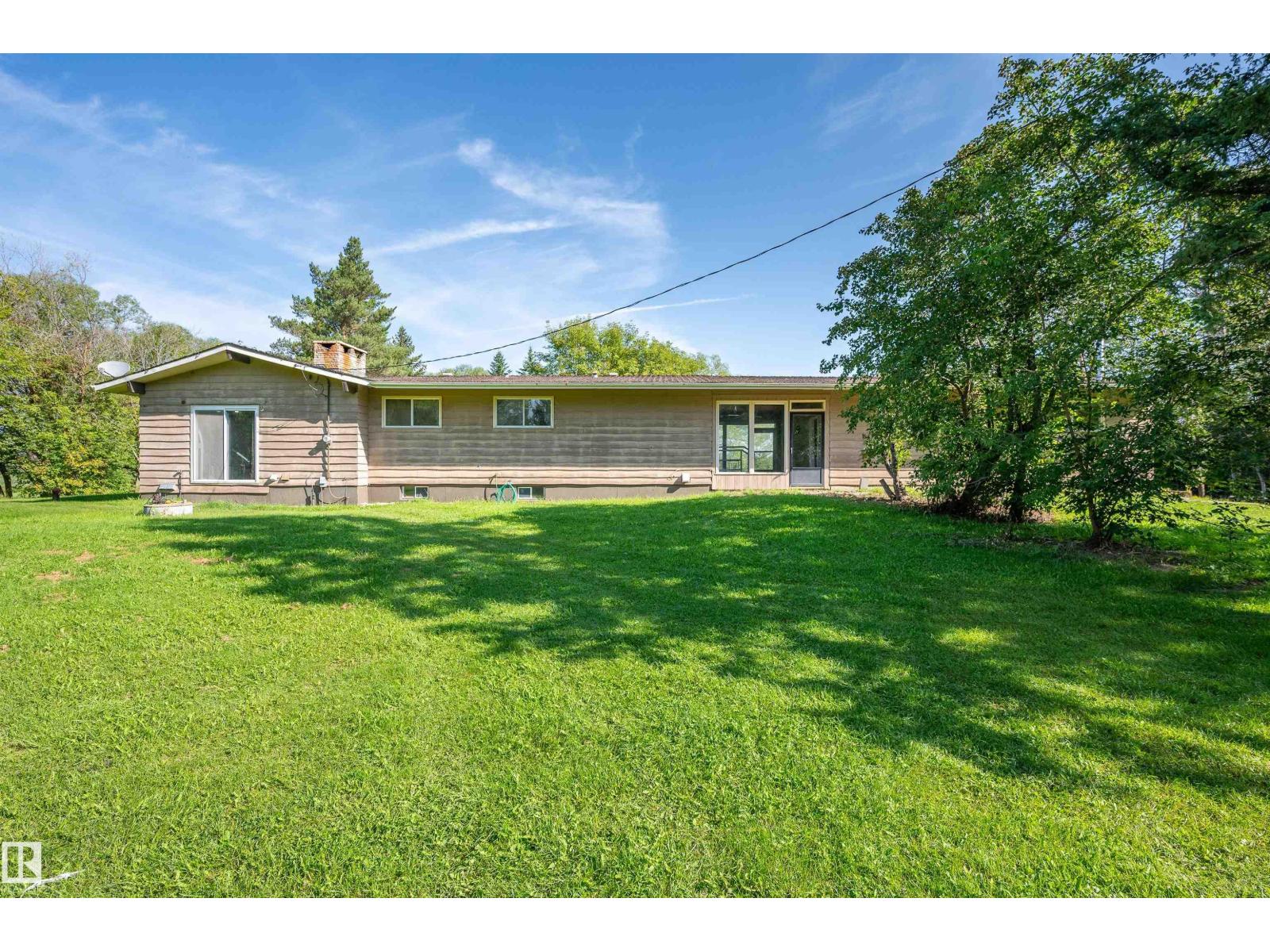 #109 52312 RGE ROAD 223 - 45