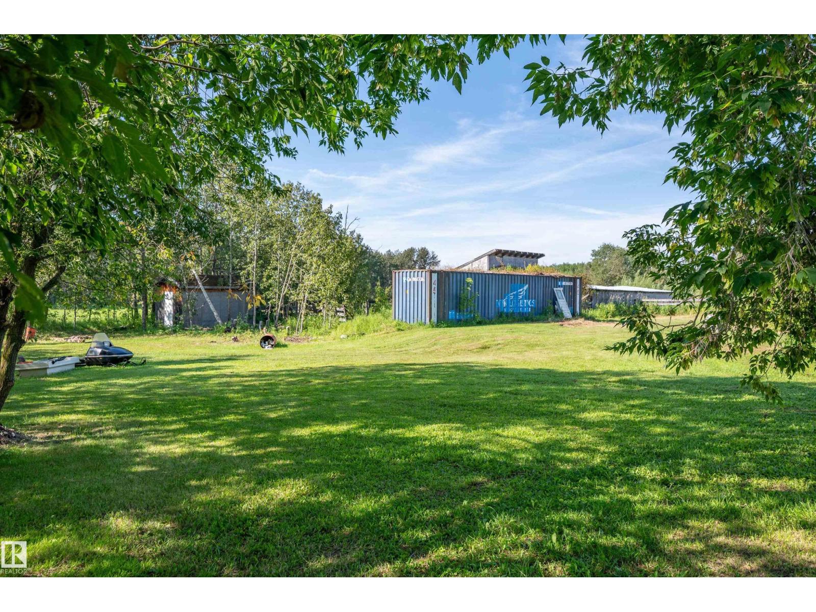 #109 52312 RGE ROAD 223 - 49