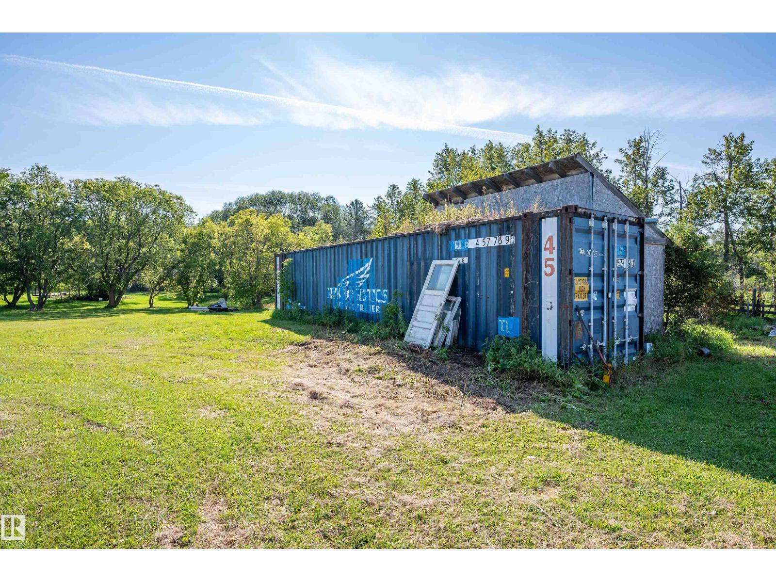 #109 52312 RGE ROAD 223 - 50