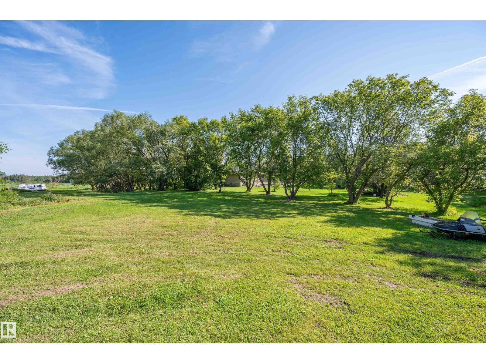 #109 52312 RGE ROAD 223 - 54