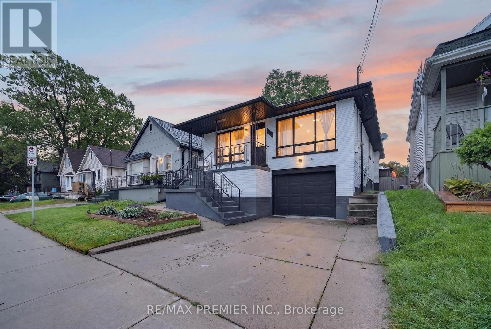 344 QUEENSDALE AVENUE - 1