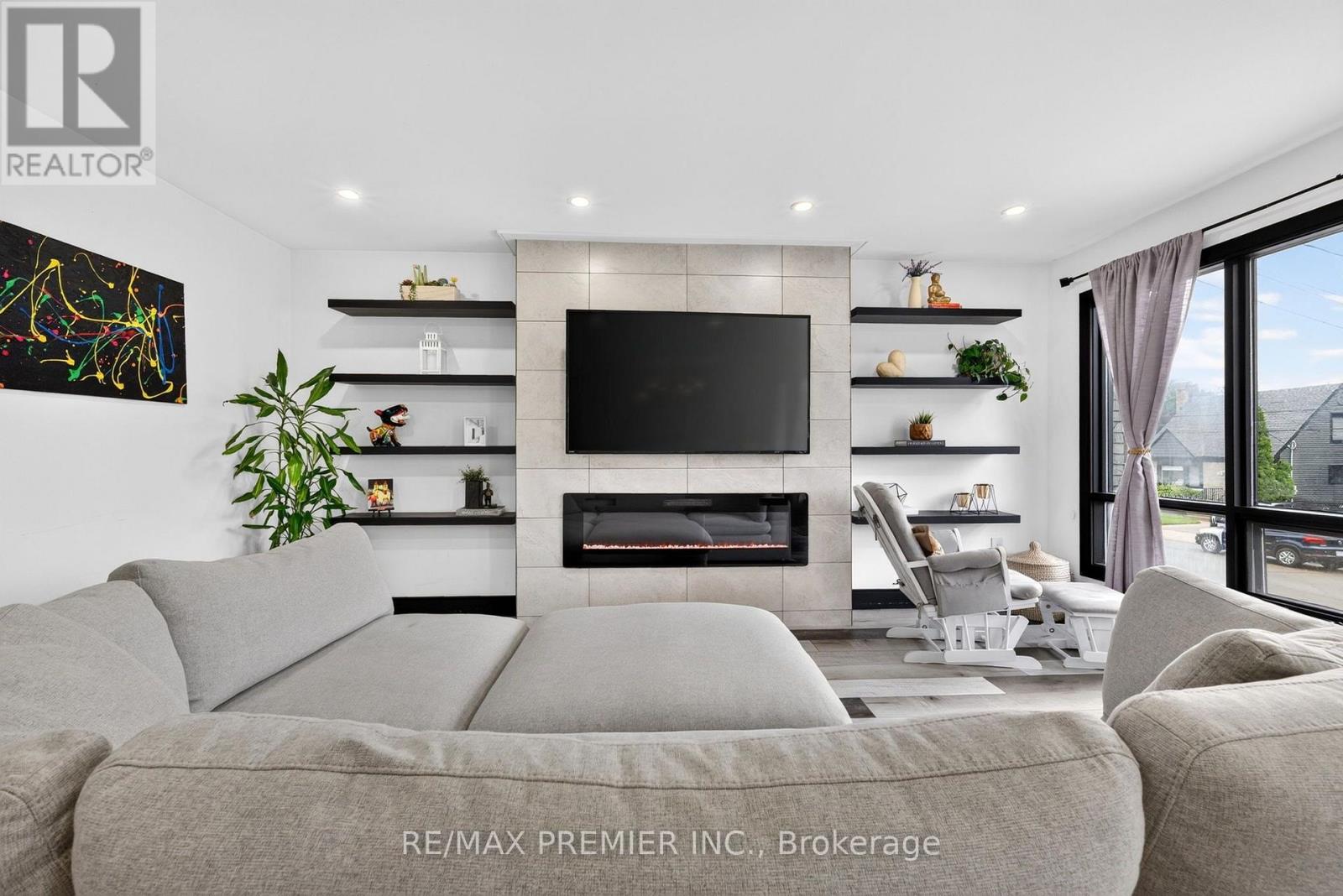 344 QUEENSDALE AVENUE - 11