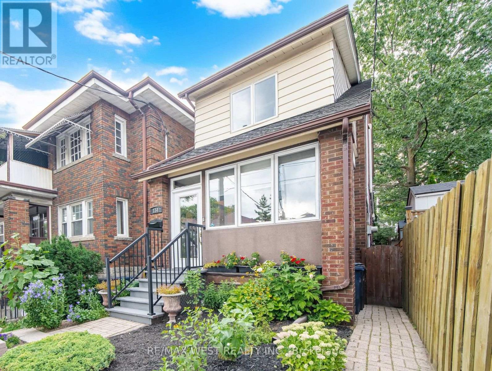 Photo of 151 Jane Street