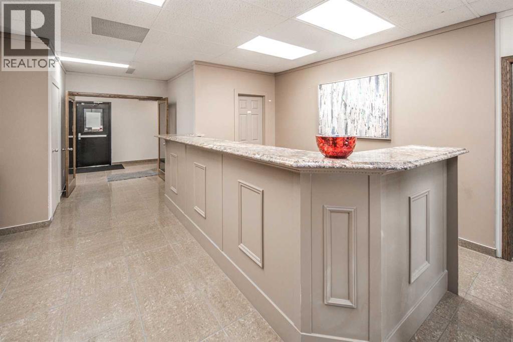 625 14 Street NW, Calgary — photo 4