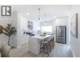 421 Creekside Drive SW - photo 2