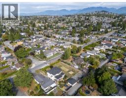 1988 Kensington Avenue, Burnaby, BC V5B4E1 Photo 15