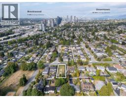 1988 Kensington Avenue, Burnaby, BC V5B4E1 Photo 6