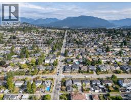 1988 Kensington Avenue, Burnaby, BC V5B4E1 Photo 36