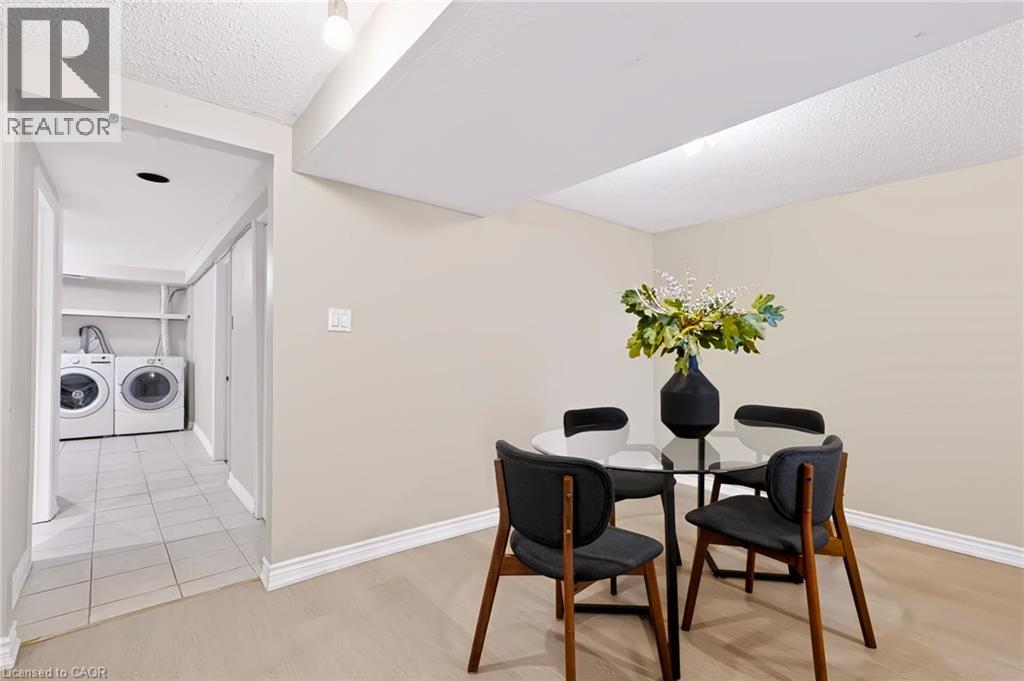256 East 25th Street — photo 33