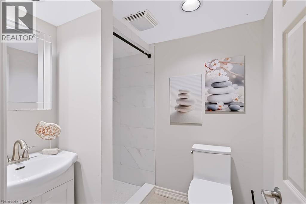 256 East 25th Street — photo 36