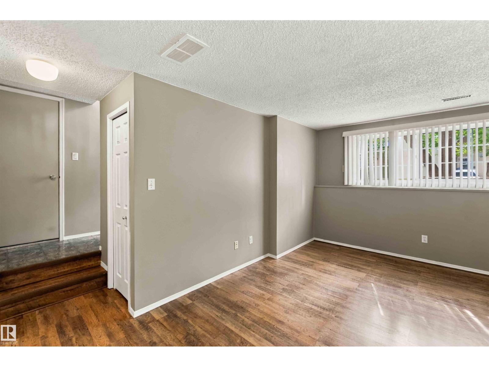#4 53 ERIN RIDGE DR - 29