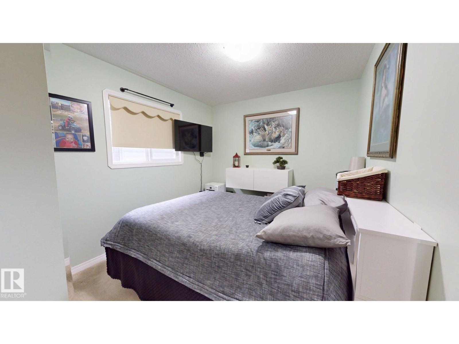 11 4651 Madsen AV - 29