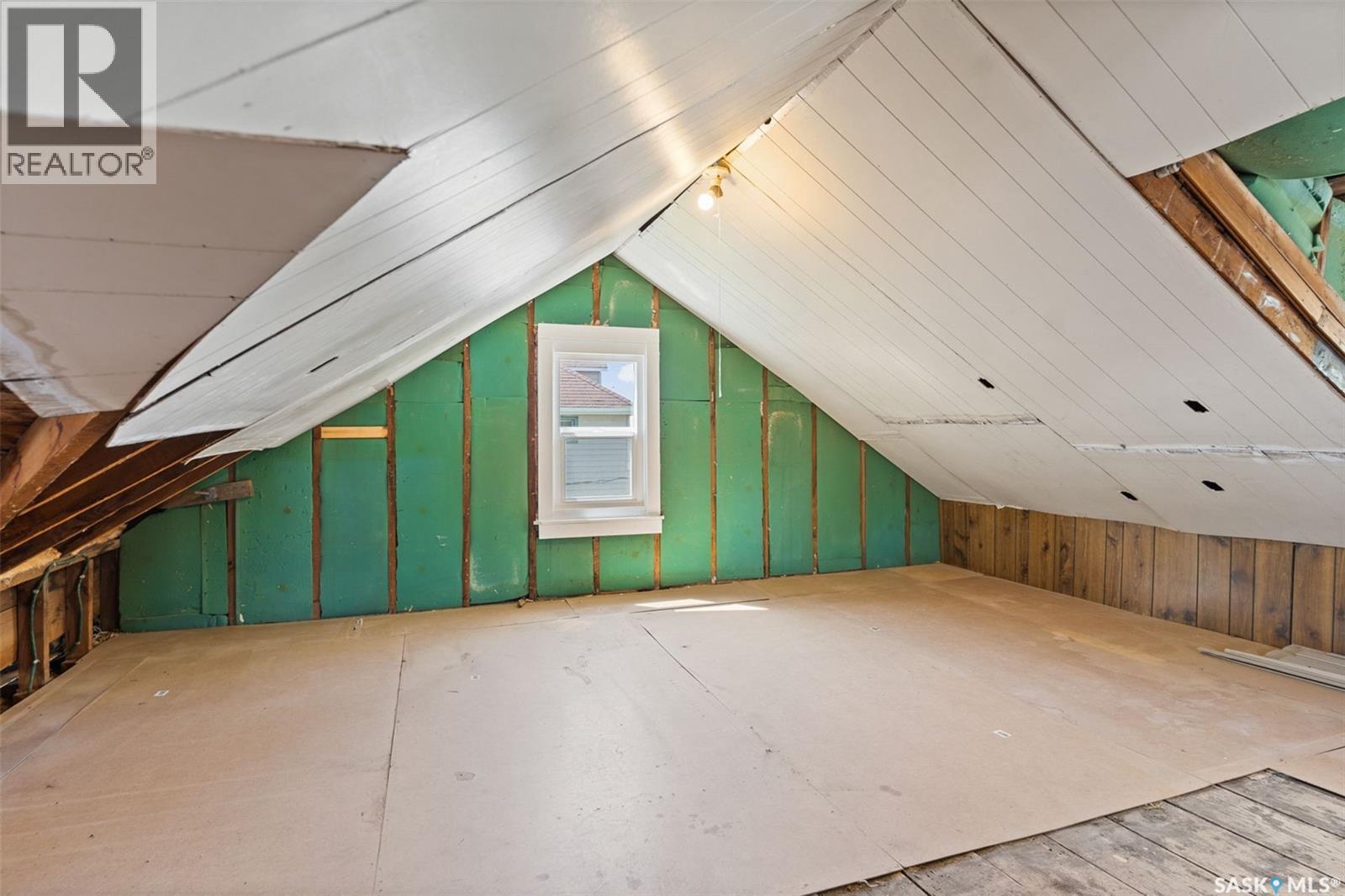 102 Oronsay STREET - Image 22