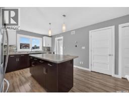 4pc Bathroom - 5121 Campling Avenue, Regina, SK S4W0L6 Photo 10
