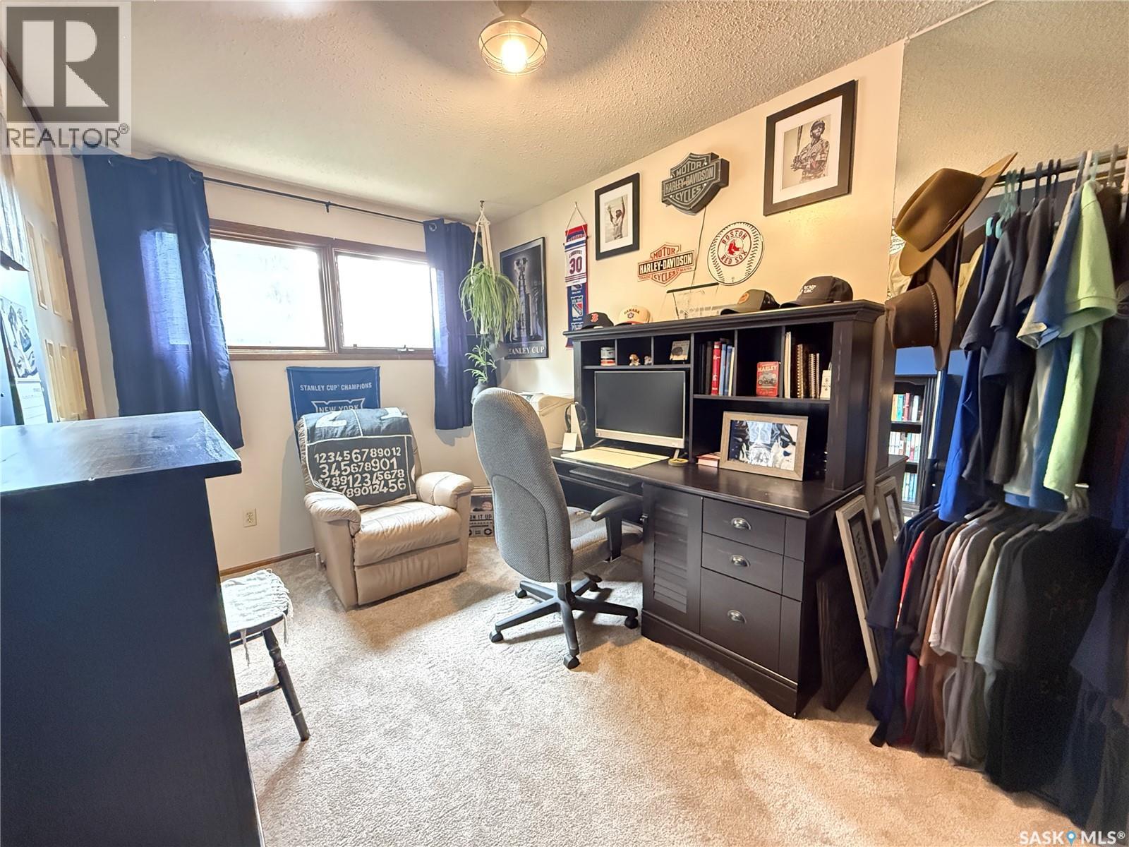 1709 Eaglesham AVENUE - 13