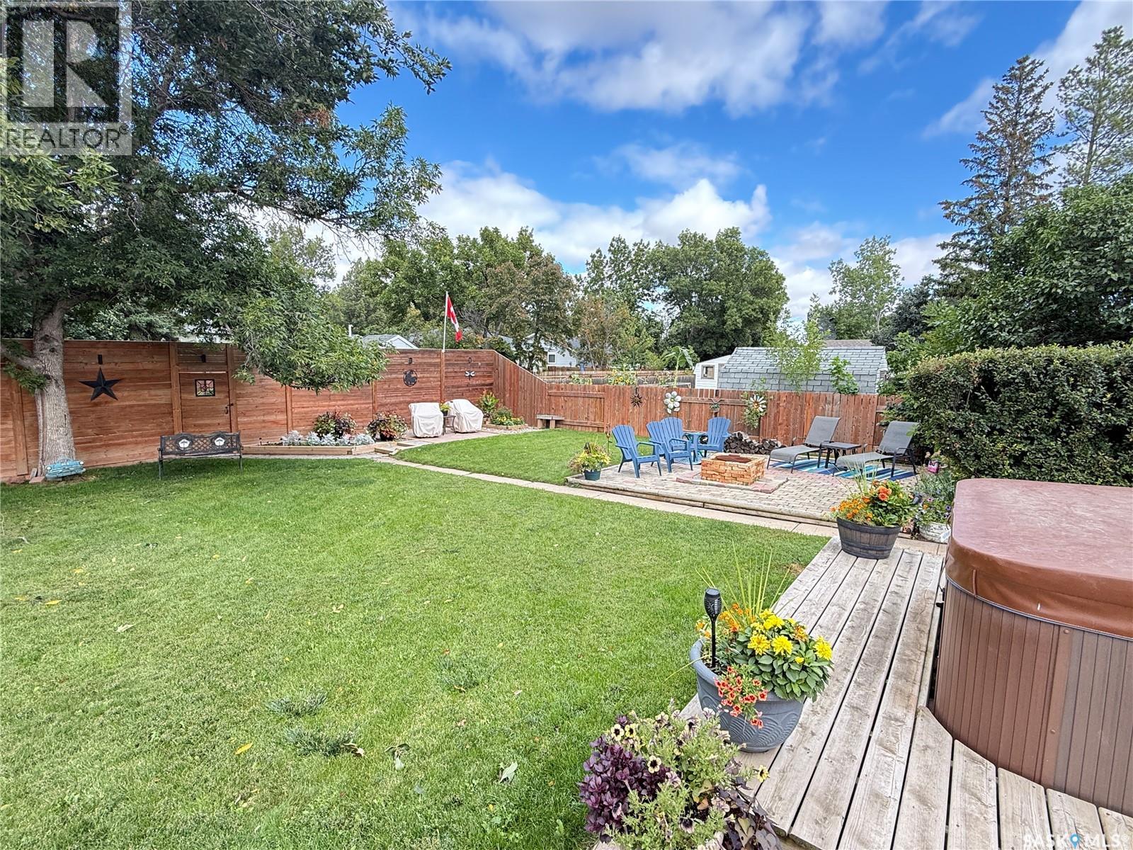 1709 Eaglesham AVENUE - 26
