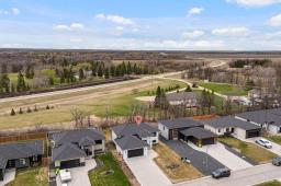 Kitchen - 55 Seine River Crossing Road, Ste Anne, MB R5H0A7 Photo 8