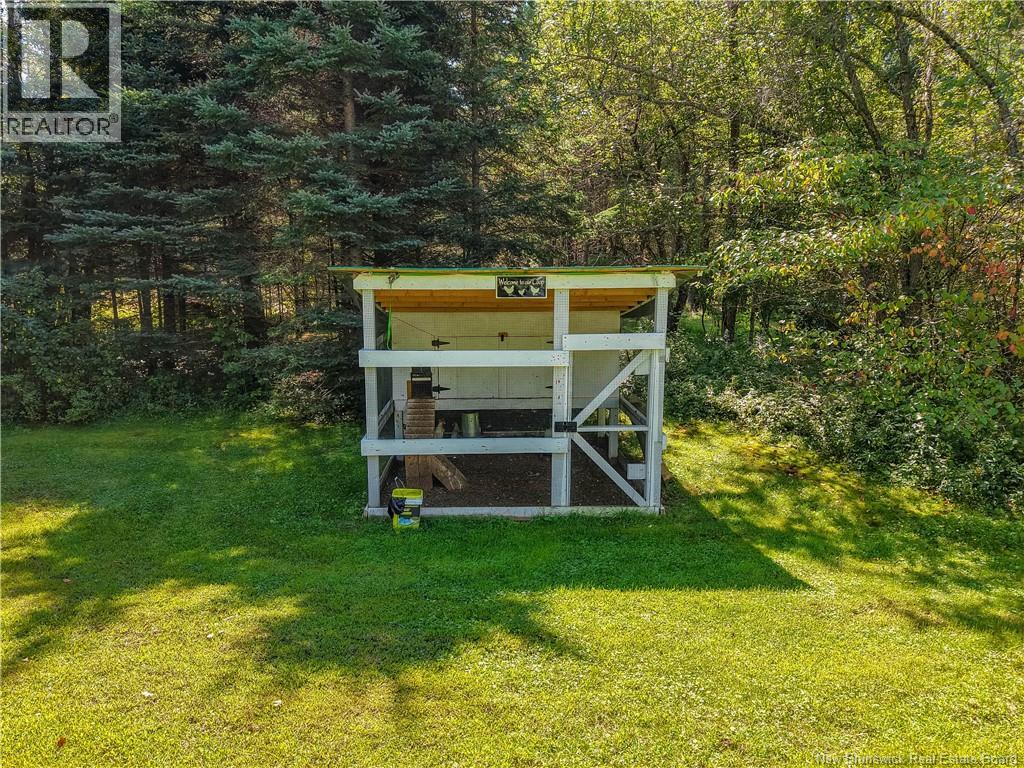 41 Upper Stoneridge Road - 43