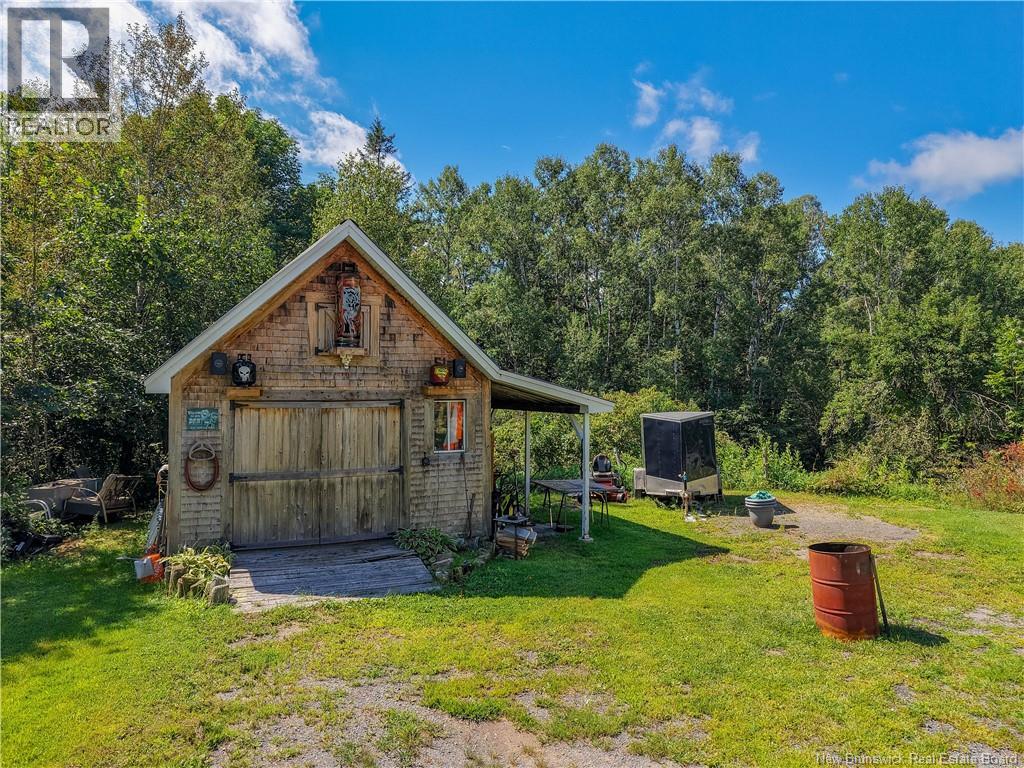 41 Upper Stoneridge Road - 44