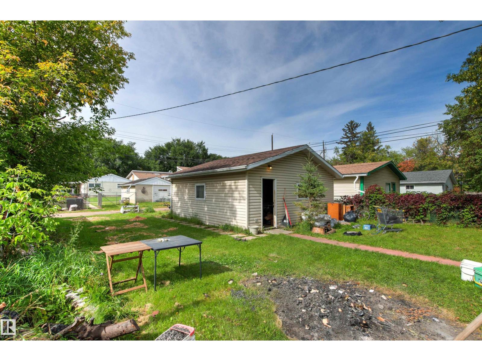 12926 115 ST NW - 6