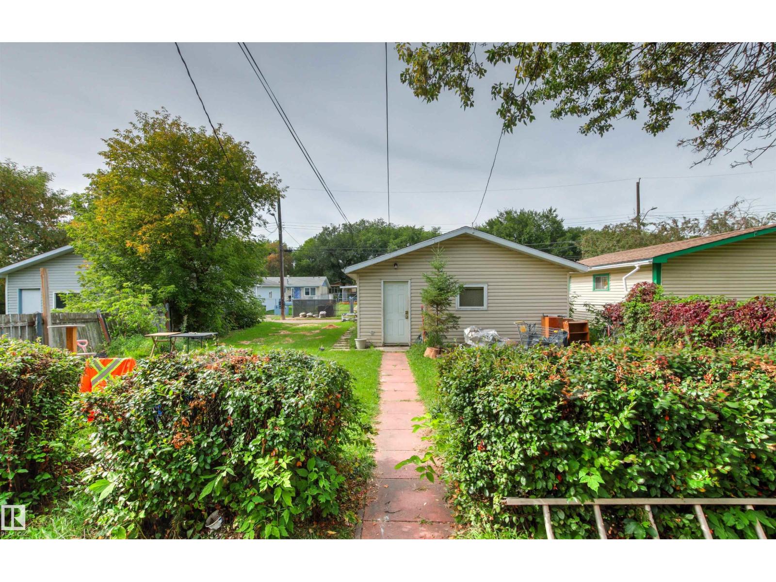 12926 115 ST NW - 11