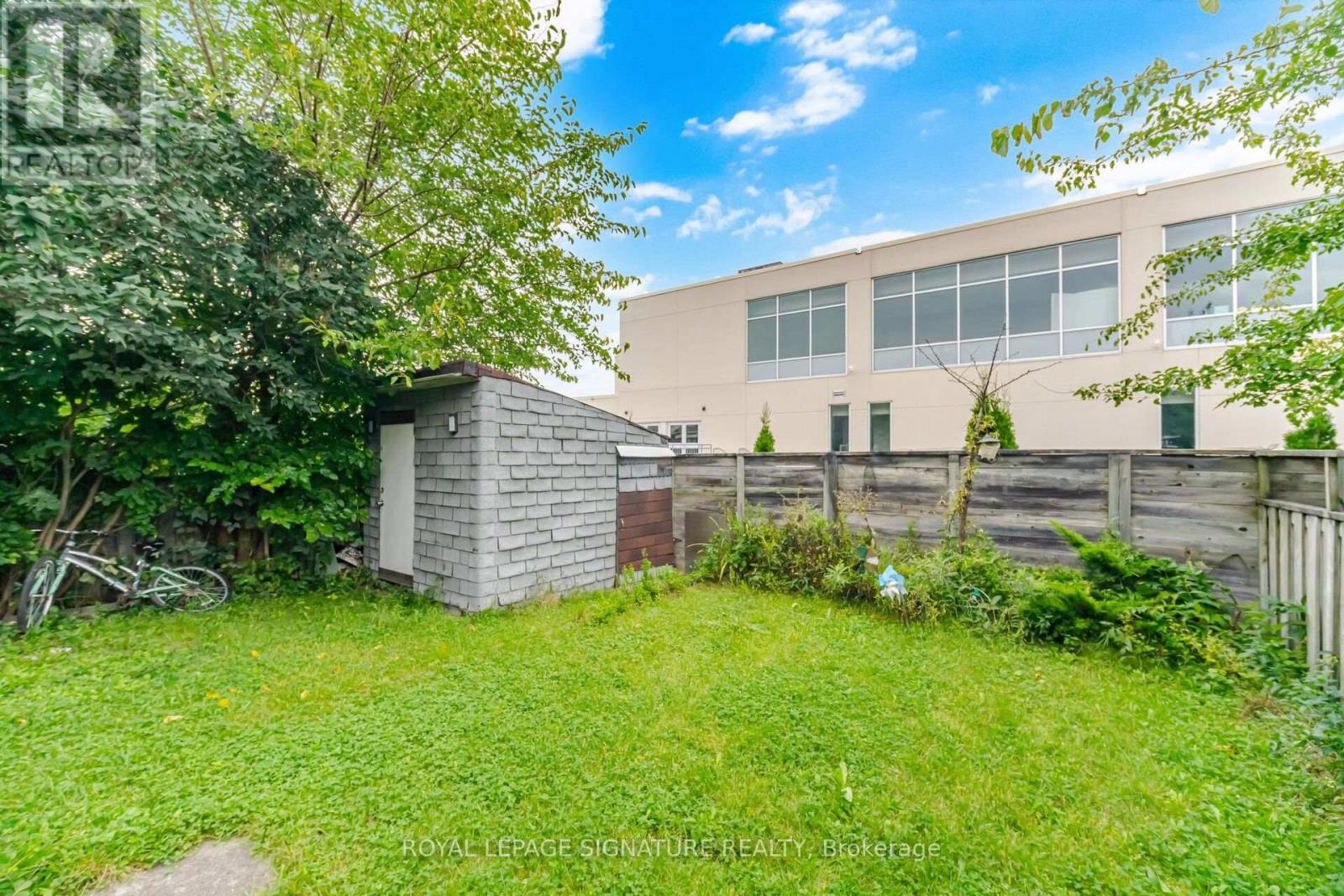 1579 MARSHCOURT DRIVE - 26