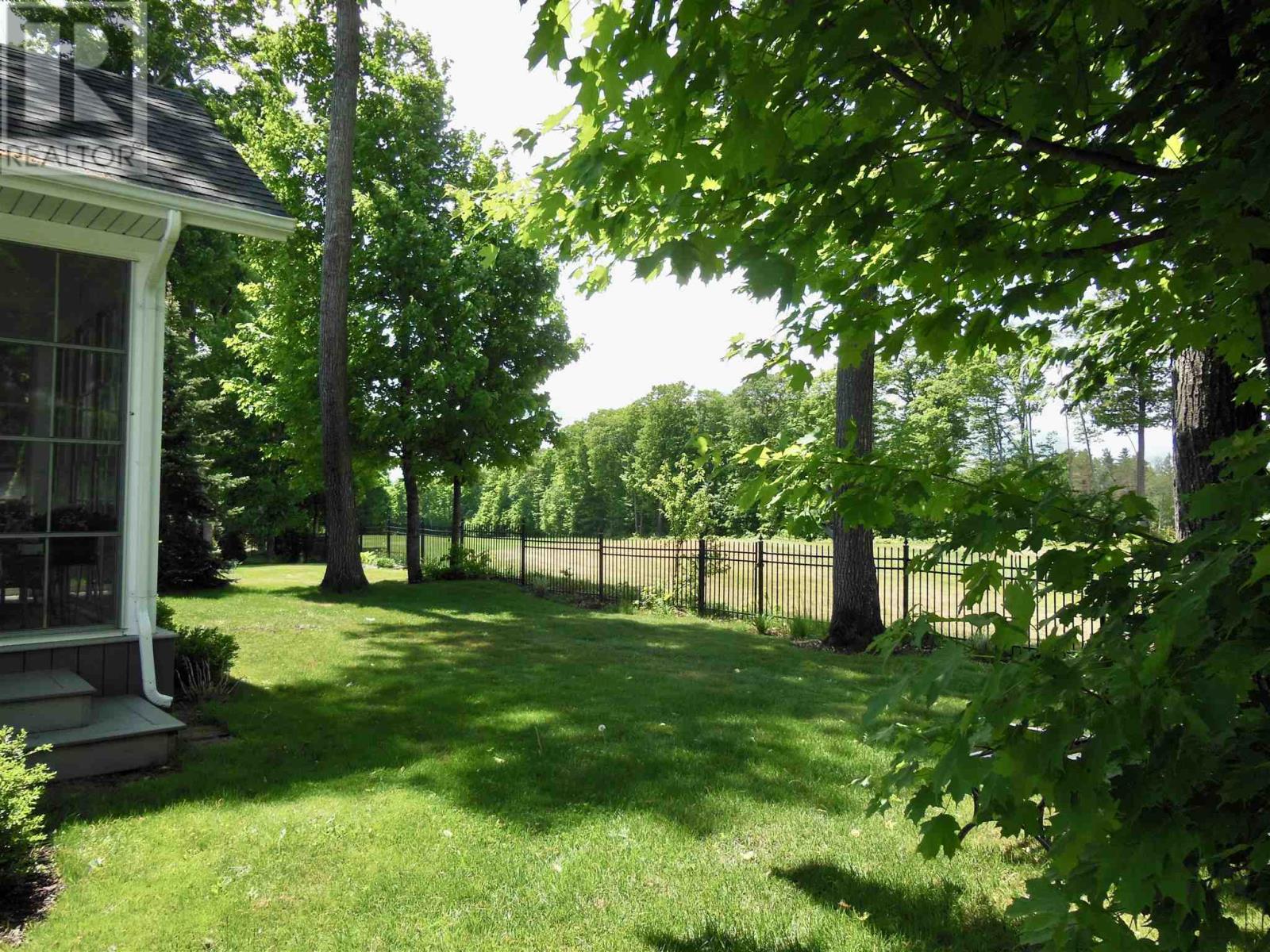 93 Crimson Ridge DR - Image 6