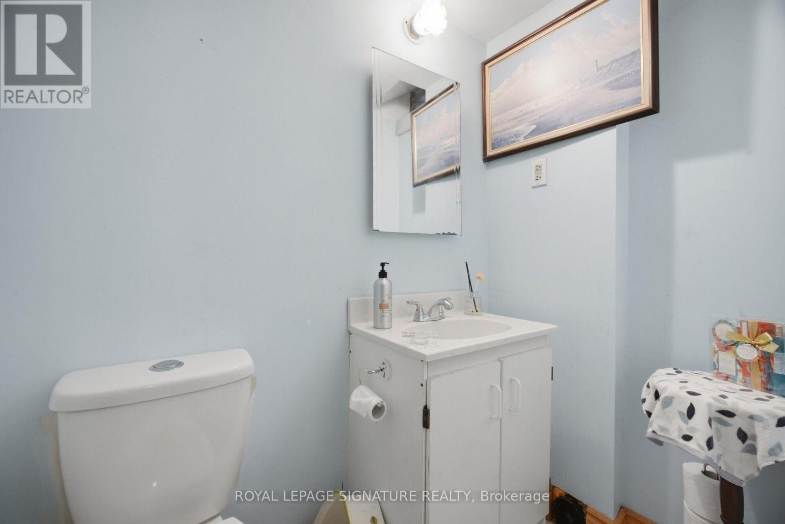 1579 MARSHCOURT DRIVE - 13