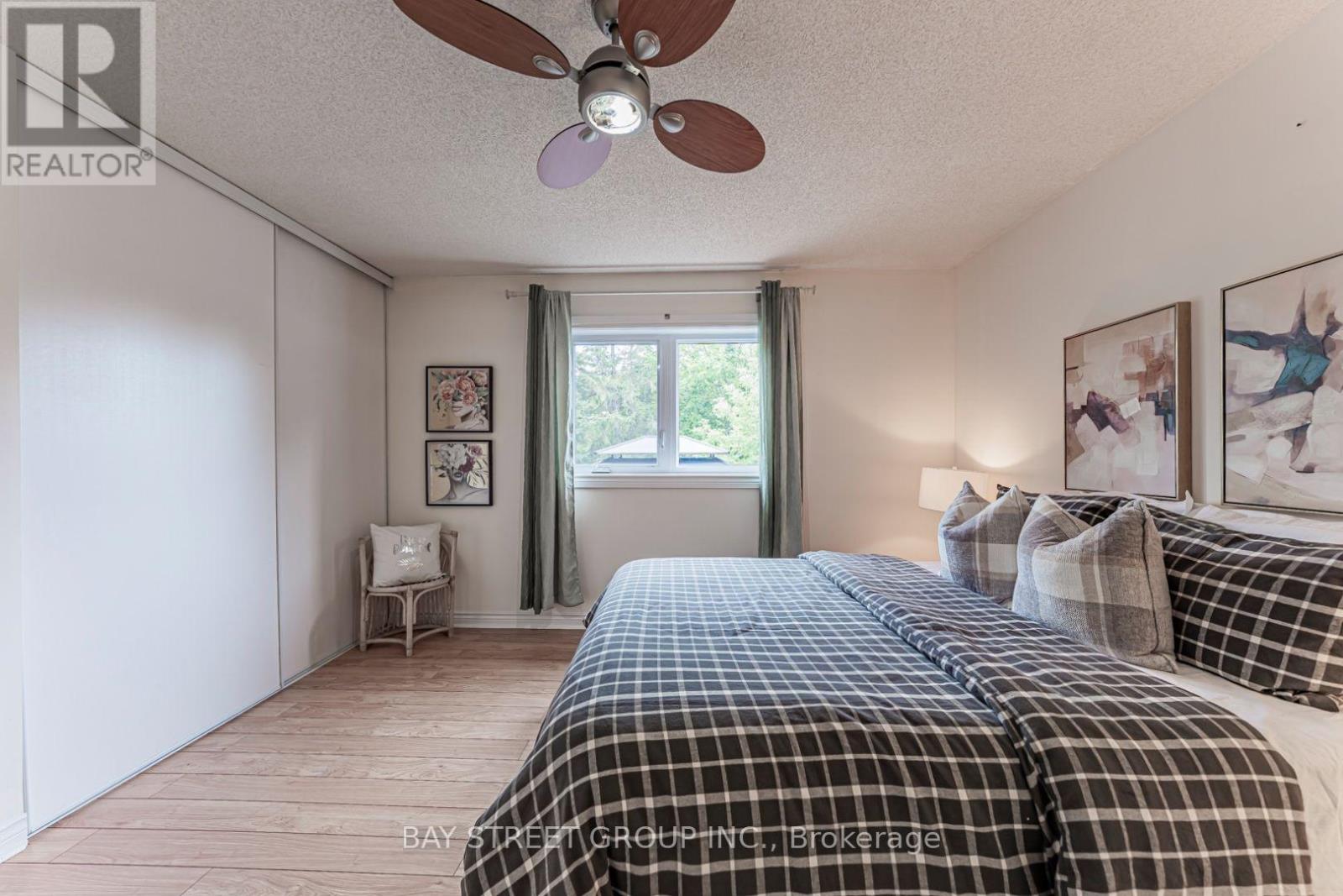 93 SUNBIRD BOULEVARD - 37