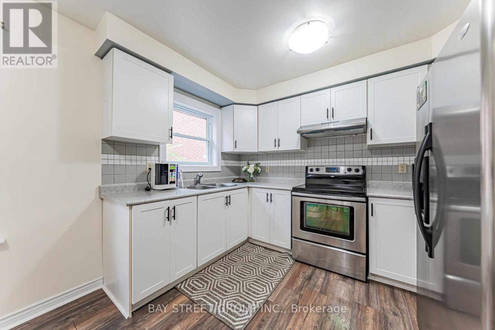 93 SUNBIRD BOULEVARD - 48