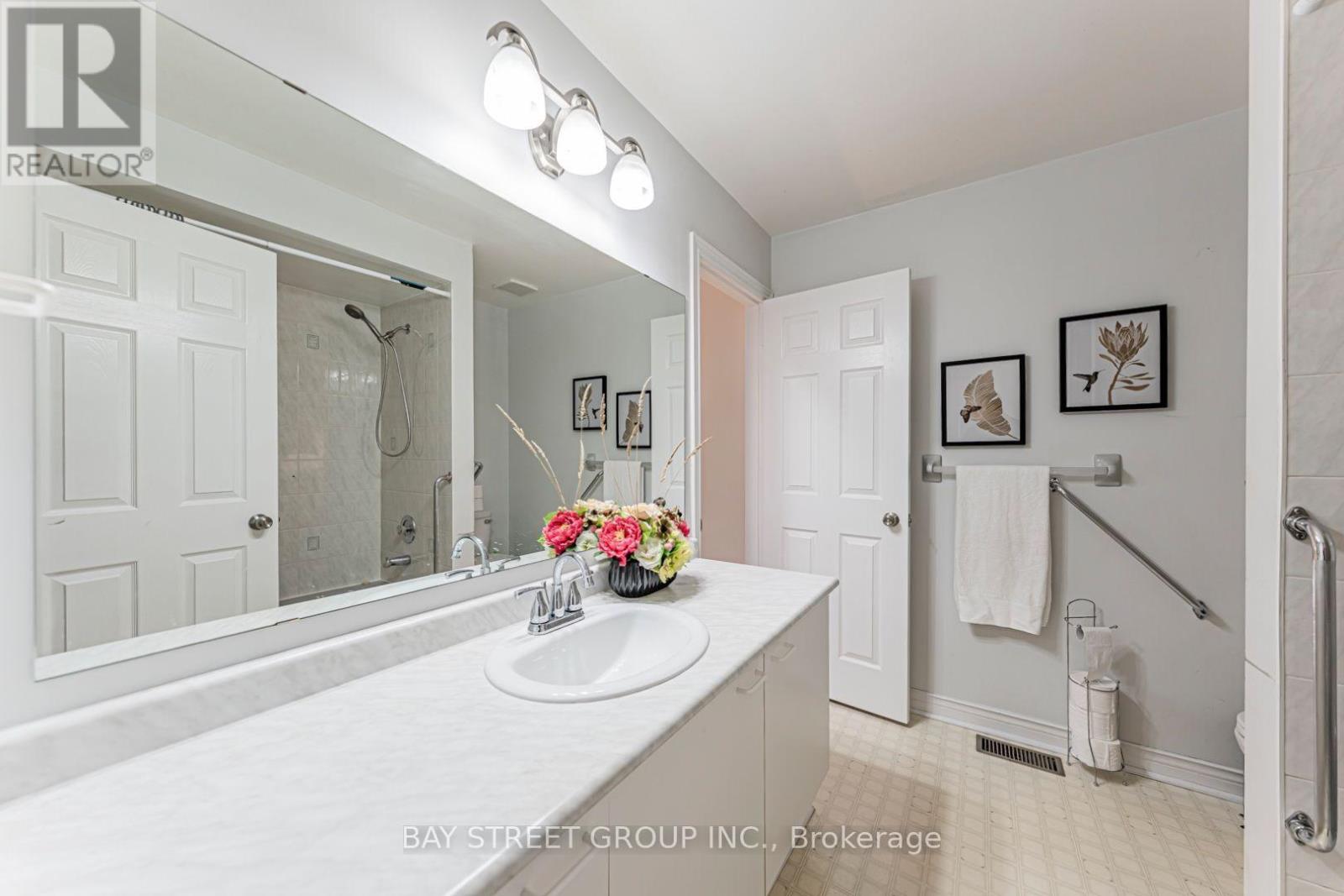 93 SUNBIRD BOULEVARD - 36