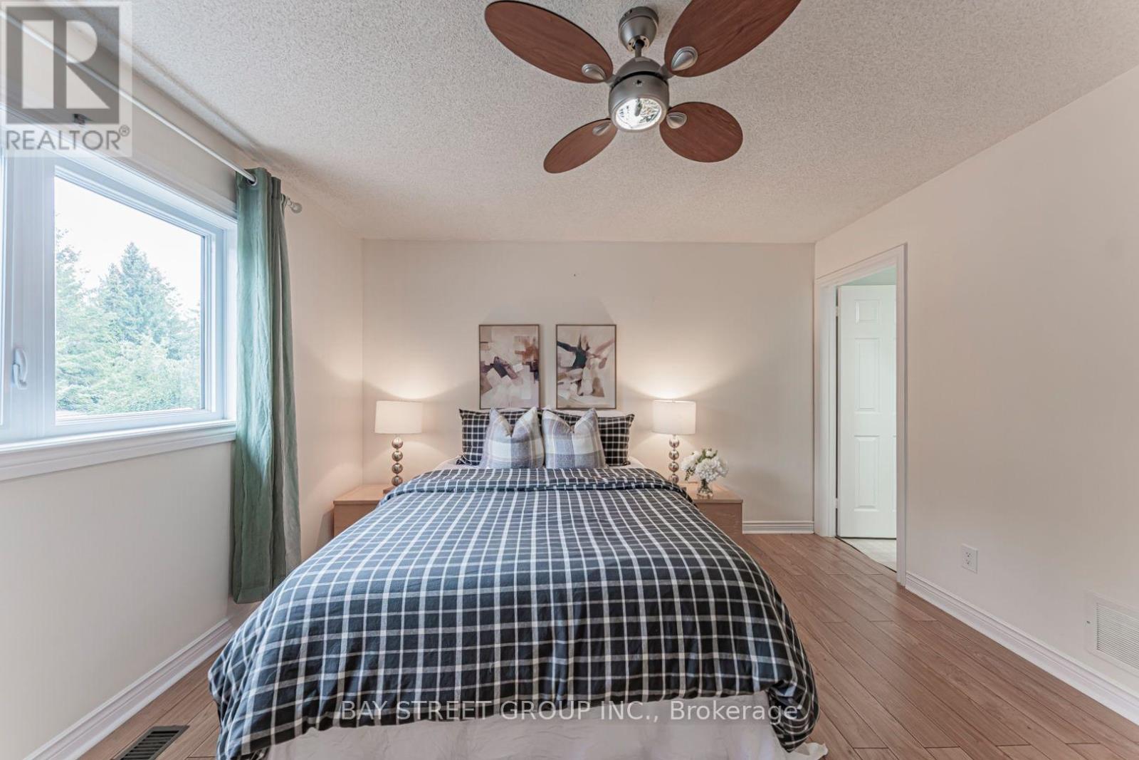 93 SUNBIRD BOULEVARD - 38