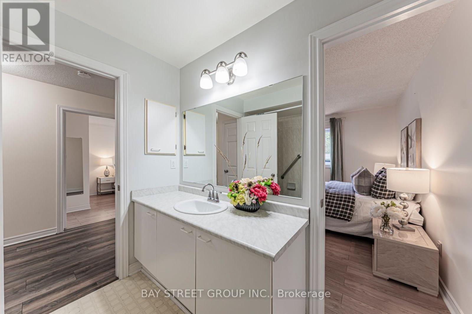 93 SUNBIRD BOULEVARD - Image 31