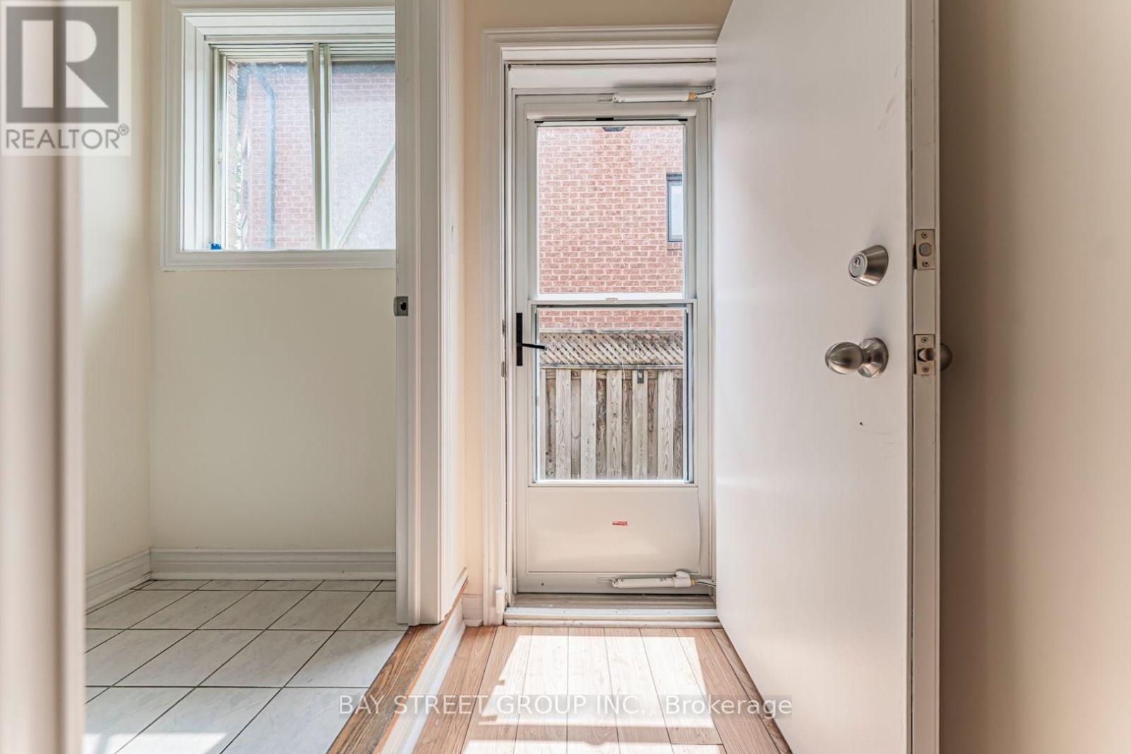 93 SUNBIRD BOULEVARD - 10