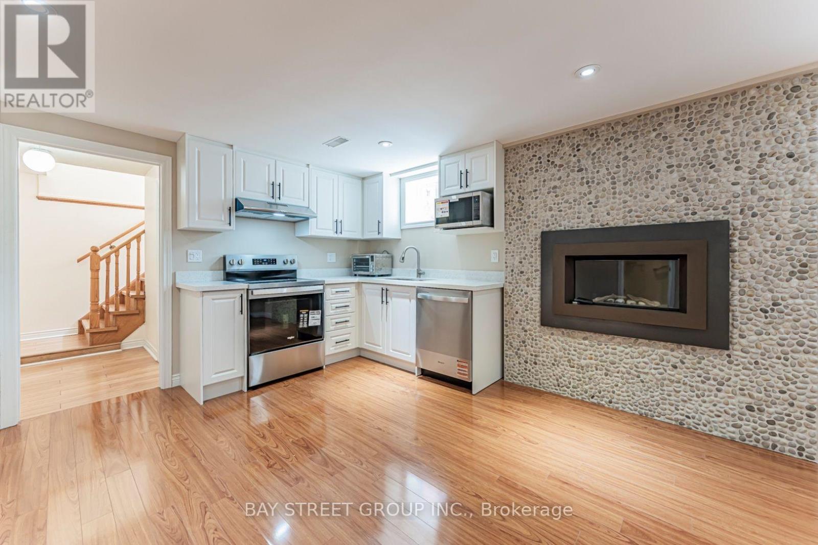 93 SUNBIRD BOULEVARD - Image 13