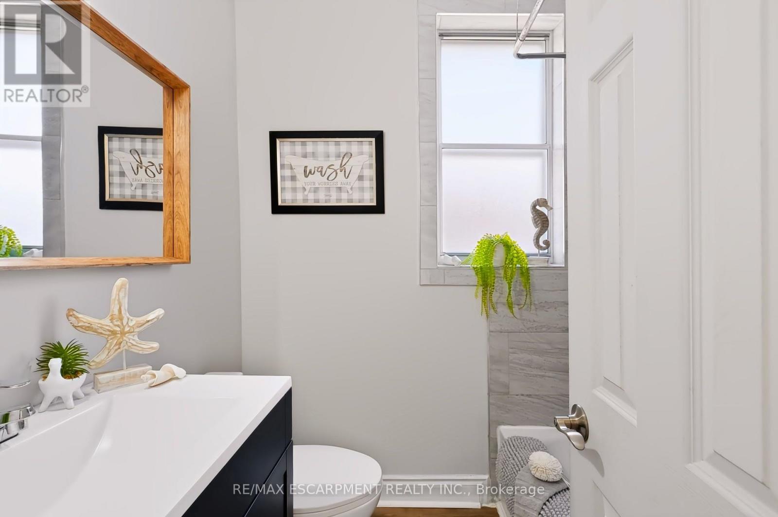 256 EAST 25TH STREET - 19