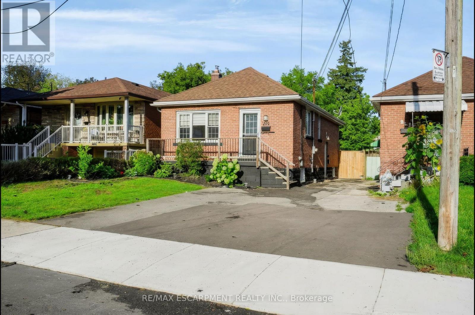 256 EAST 25TH STREET - 47