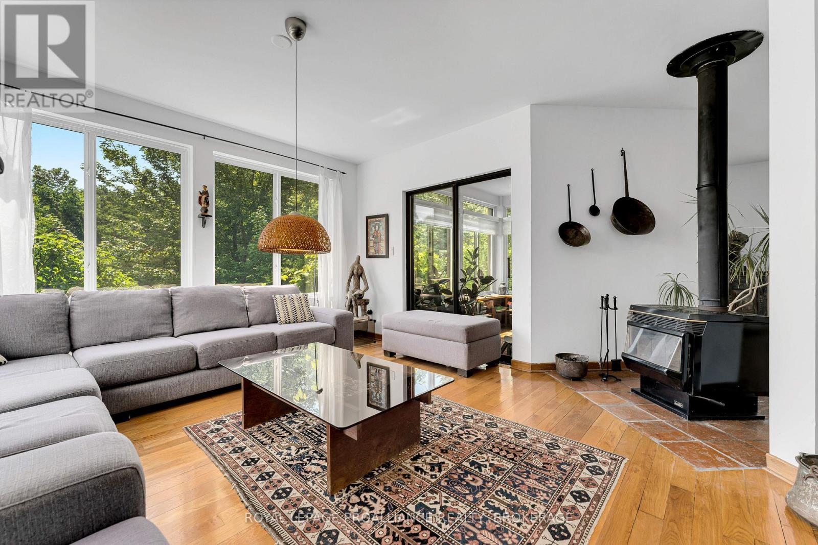 2576 HOWE ISLAND DRIVE - 19