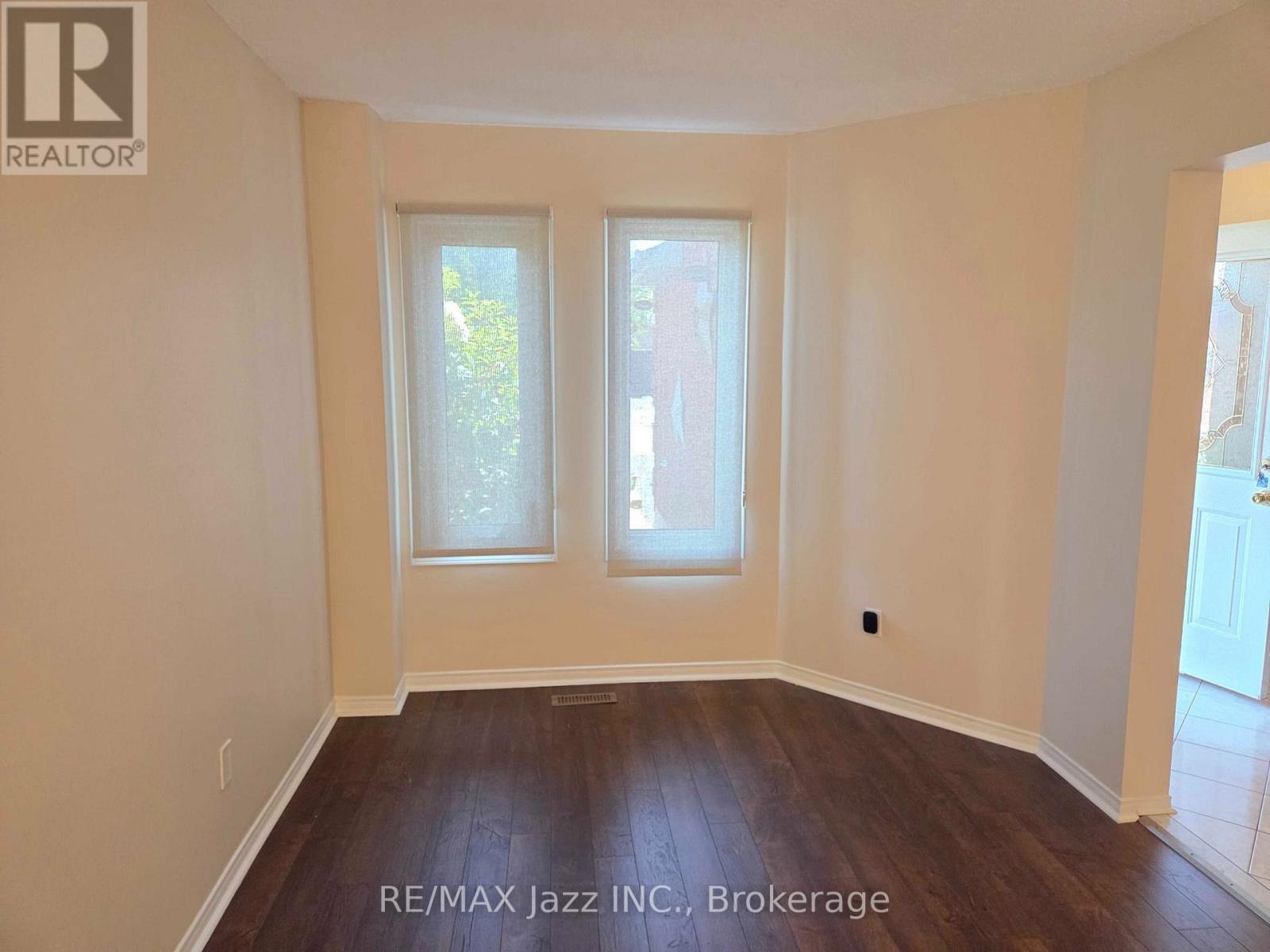 83 JOHN WALTER CRESCENT, Clarington (Courtice) — photo 4