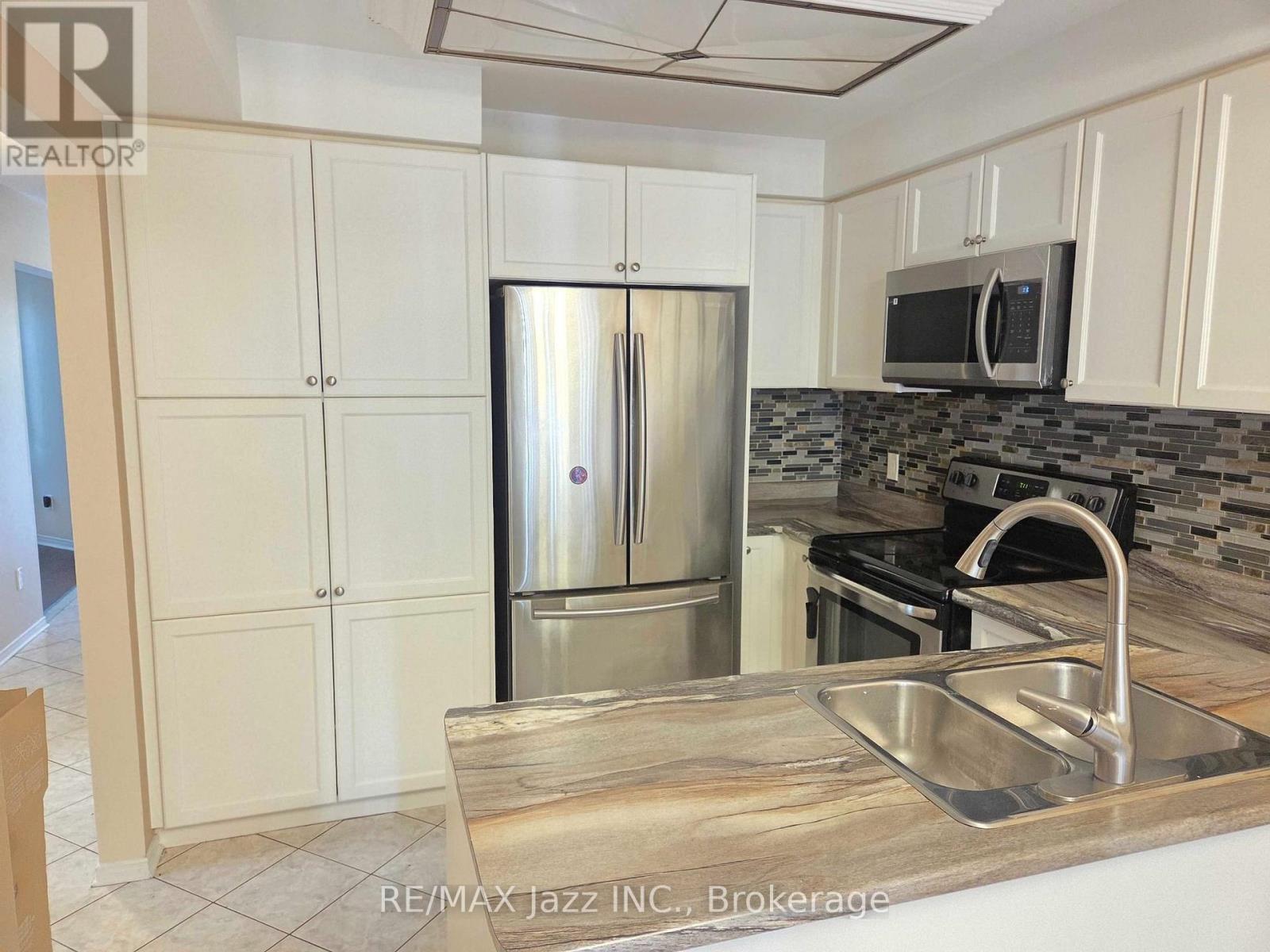 83 JOHN WALTER CRESCENT, Clarington (Courtice) — photo 6