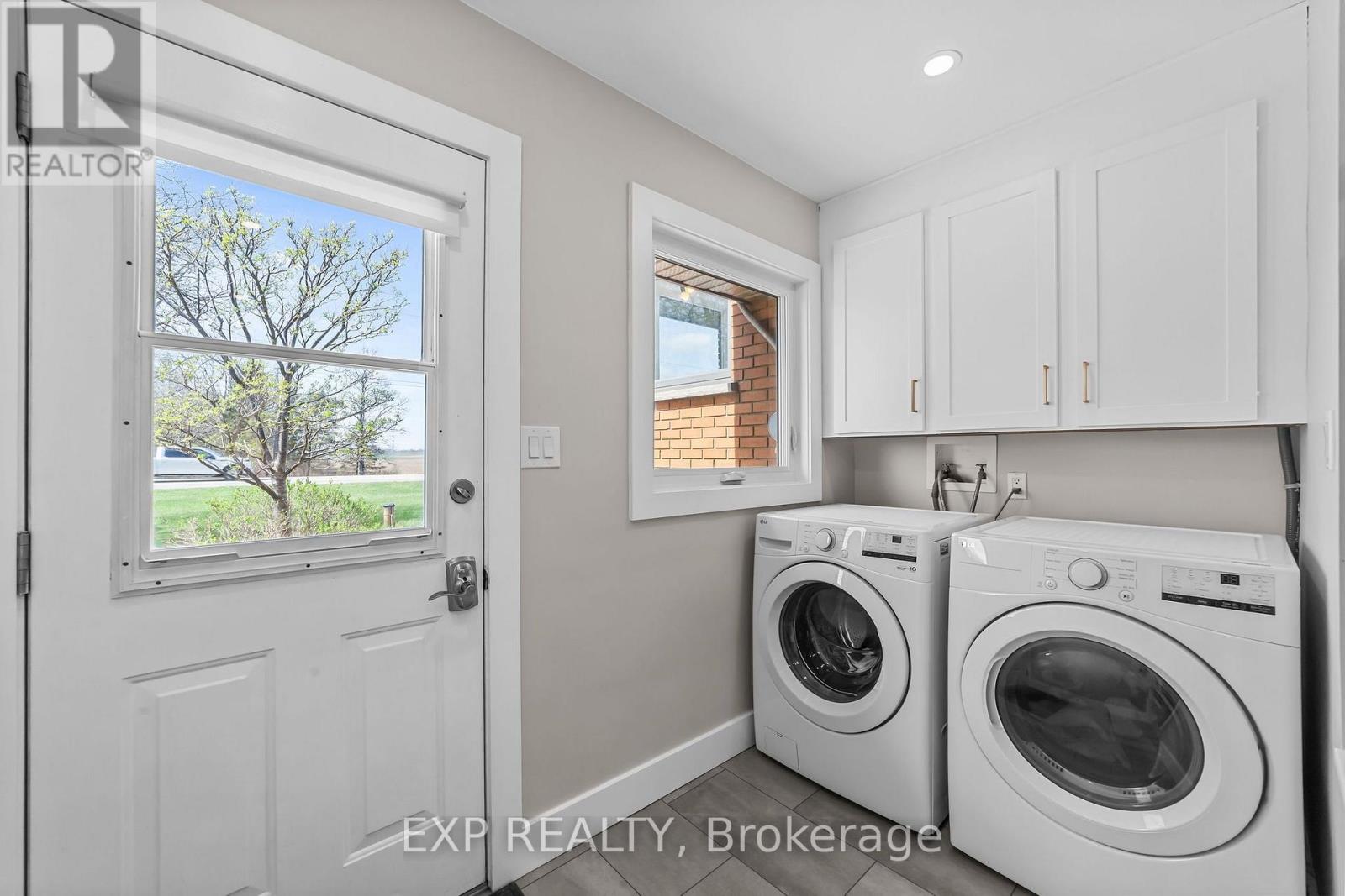 9221 HICKORY DRIVE - Image 23