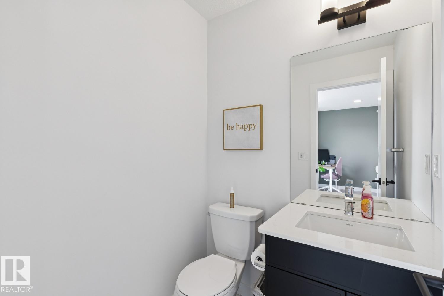 #6 9745 92 ST NW - 36