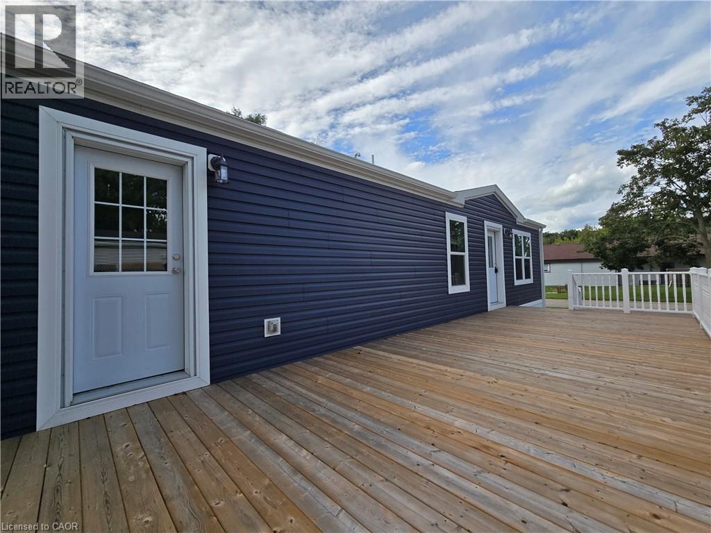 24 MACPHERSON Crescent, Flamborough — photo 3