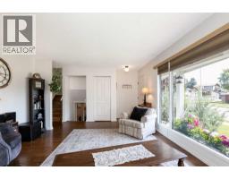 3pc Bathroom - 4003 53 Avenue, Innisfail, AB T4G1G4 Photo 6