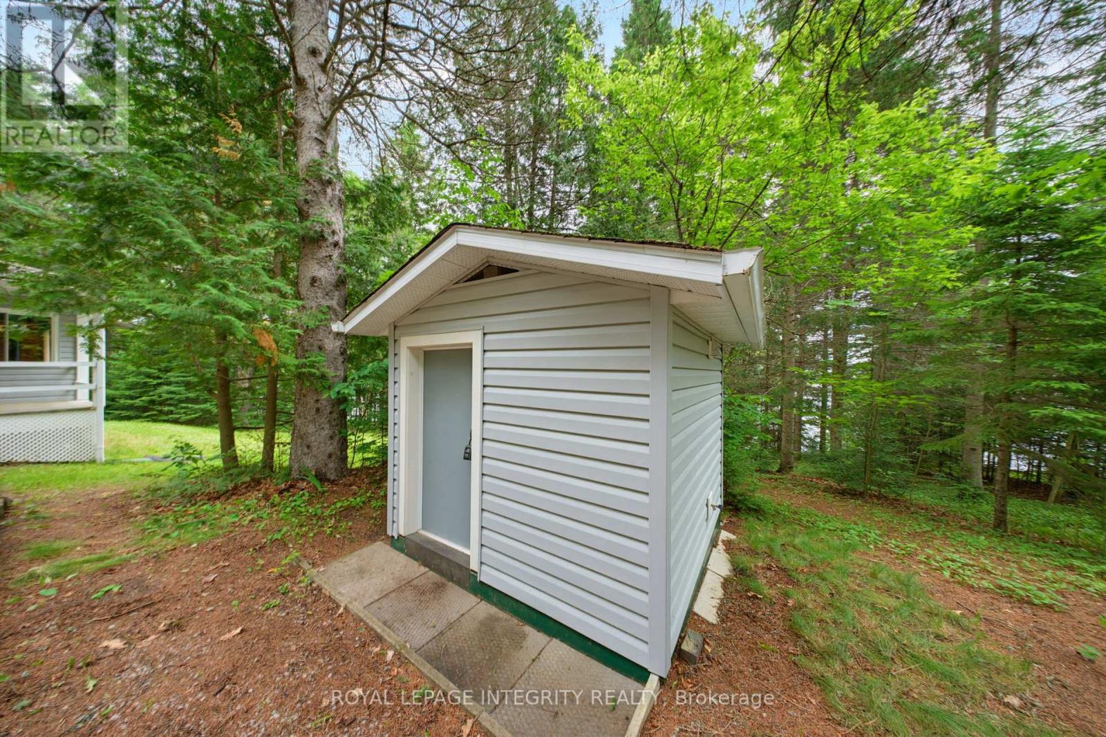 534 SCHOOL HOUSE LANE - Image 36