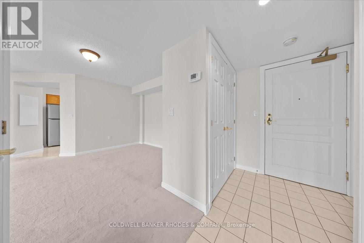 #308 1 MERIDIAN PLACE - 4