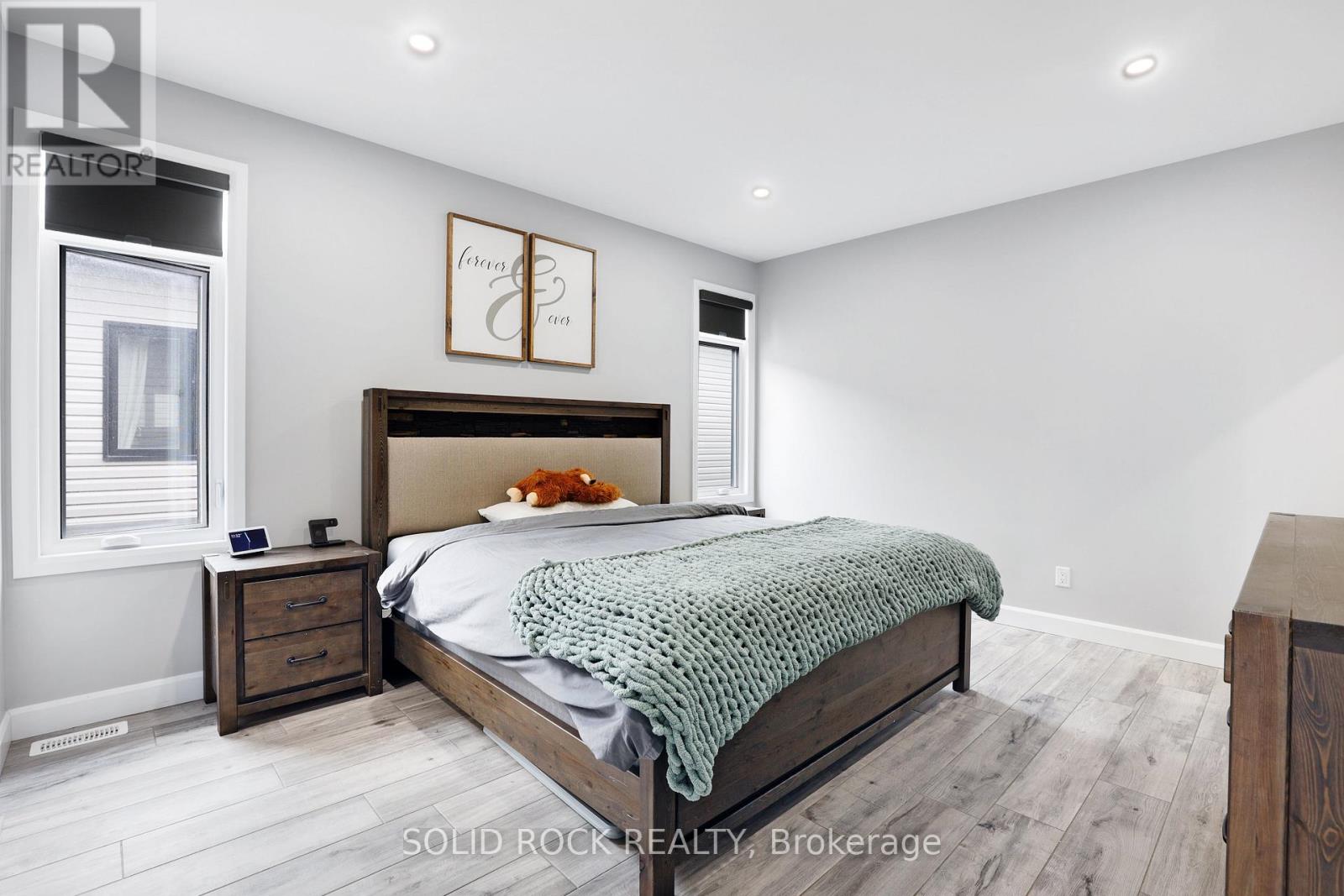 216 FILION STREET - 24