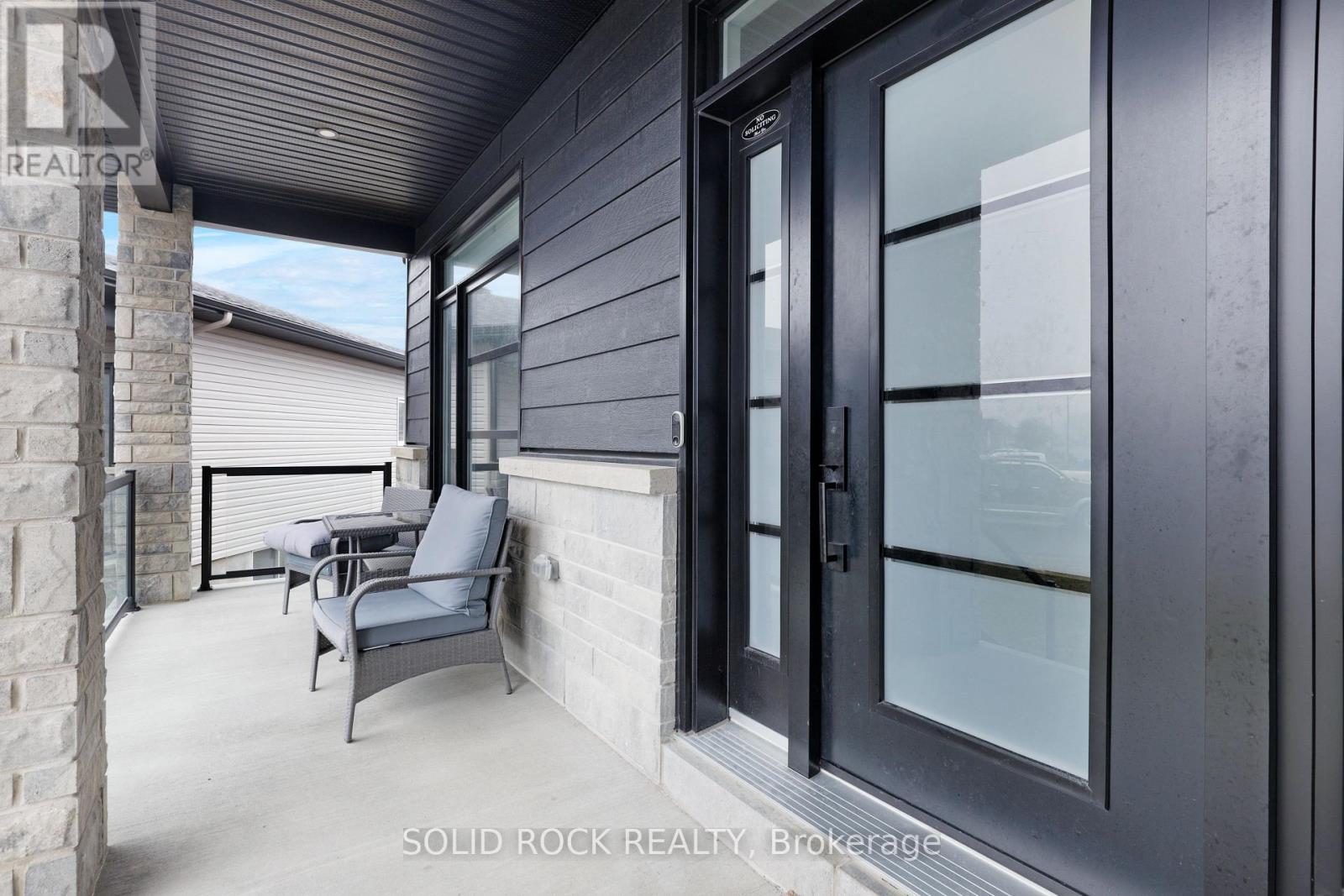 216 FILION STREET - 4