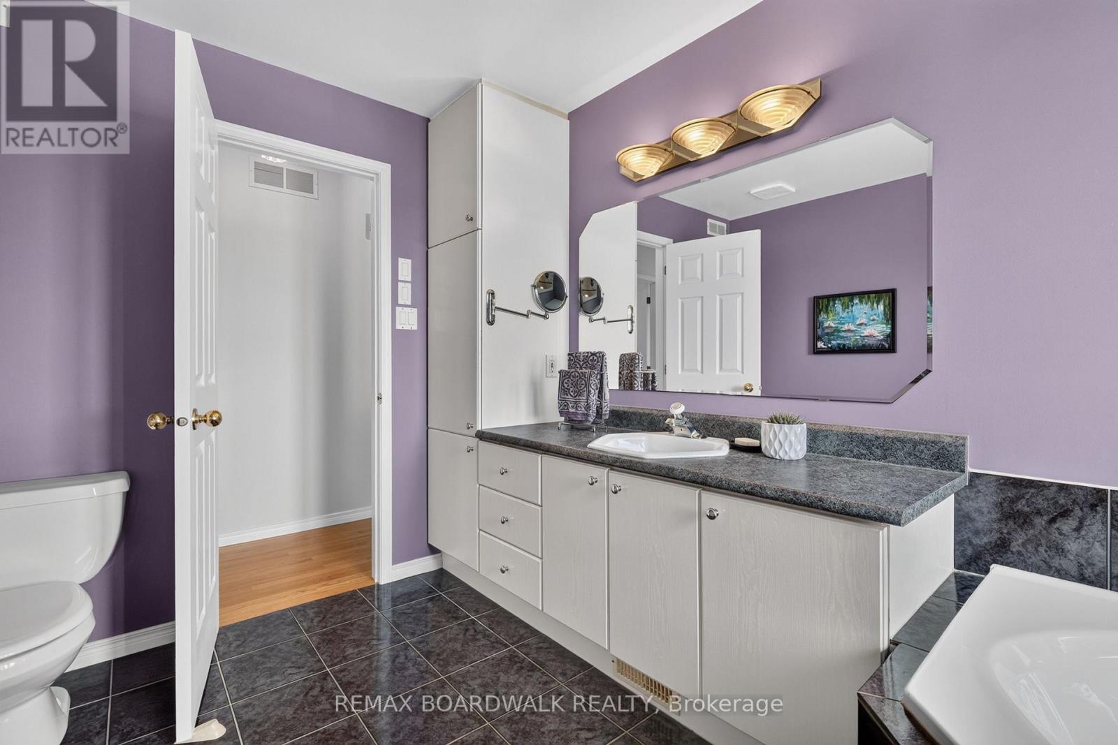 4 Bed, 2 Bath House for Sale in Russell – 1064 ROUTE 400, Russell – MLS# X13774438 - Image 35