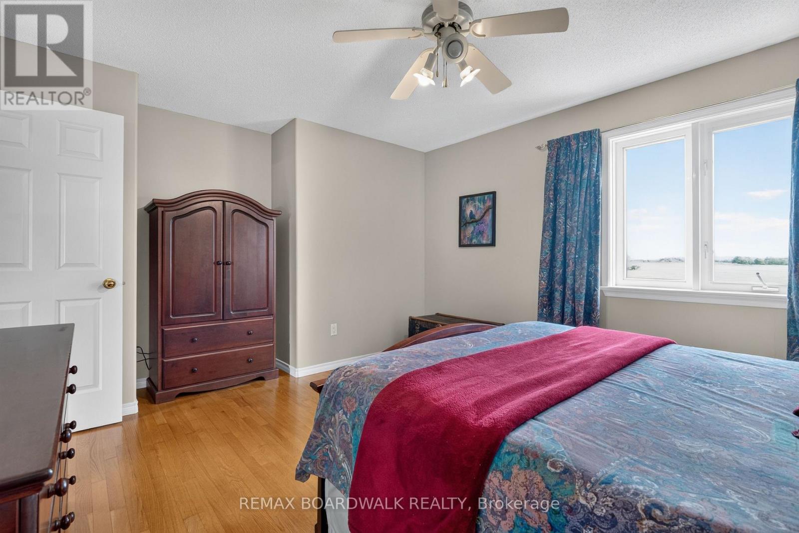 4 Bed, 2 Bath House for Sale in Russell – 1064 ROUTE 400, Russell – MLS# X13774438 - Image 41